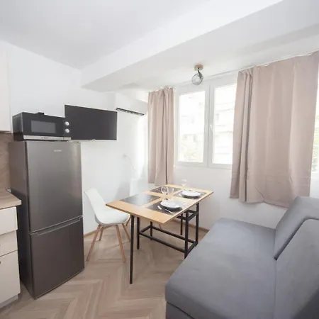 Aleks Sunrise 2 - Center, Sea Garden! * Burgas City